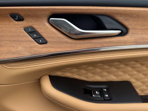 New 2026 Jeep Grand Cherokee Summit AWD/4WD image 15