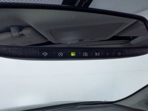 Used 2020 Nissan Pathfinder SL image 31