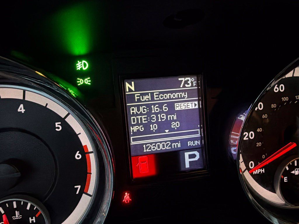 Used 2013 Dodge Durango Citadel w/ Trailer Tow Group IV AWD/4WD image 13