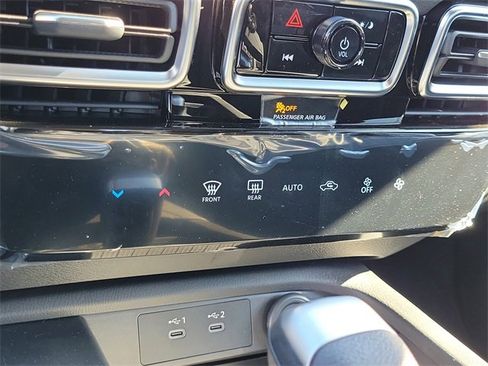 New 2026 Nissan Sentra SV image 23