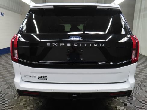 Used 2025 Ford Expedition Active image 42