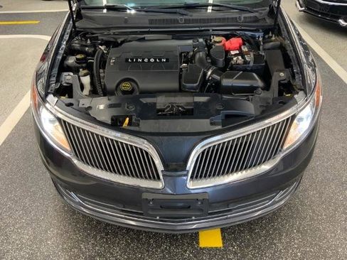 Used 2014 Lincoln MKS w/ Equipment Group 101A FWD image 34