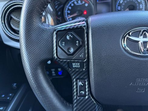 Used 2023 Toyota Tacoma TRD Off-Road w/ TRD Premium Off Road Package image 18