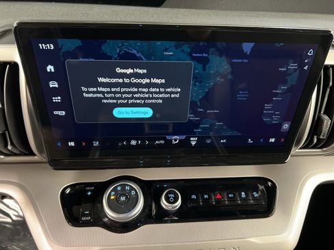 New 2025 Ford Expedition Active image 11