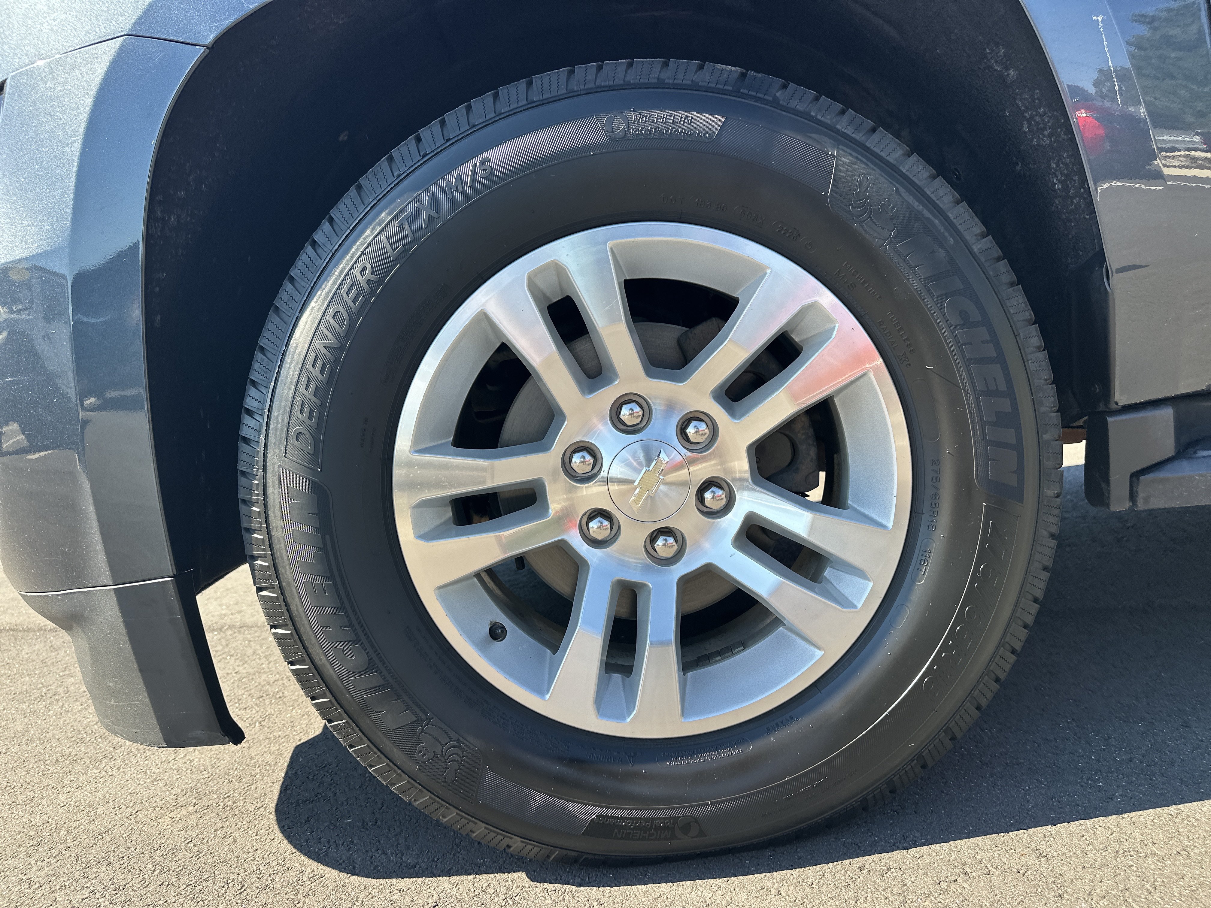 Used 2020 Chevrolet Suburban LT AWD/4WD image 11