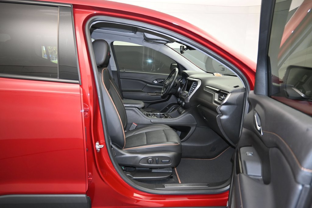 Used 2023 GMC Acadia AT4 w/ Preferred Package AWD/4WD image 30