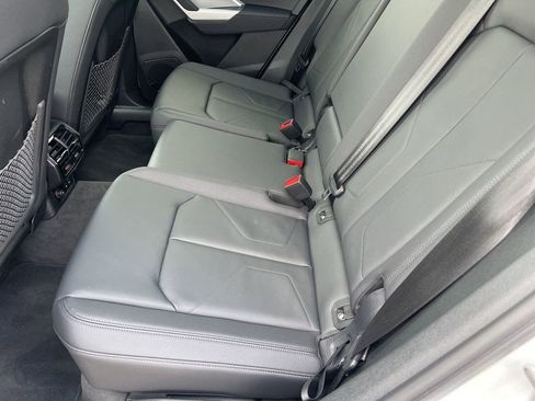 Certified 2025 Audi Q3 2.0T Premium Plus w/ Premium Plus Package image 9