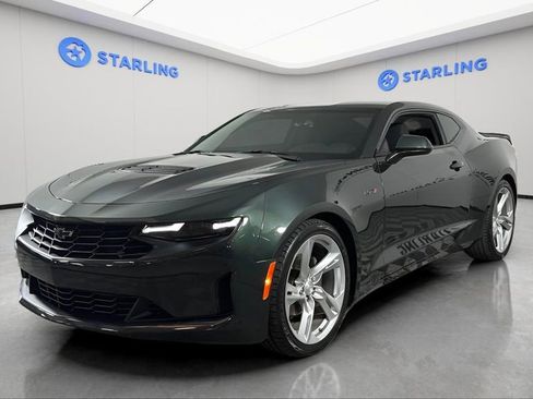 Certified 2020 Chevrolet Camaro LT RWD image 1