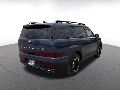 Used 2025 Hyundai Santa Fe SEL FWD image 15