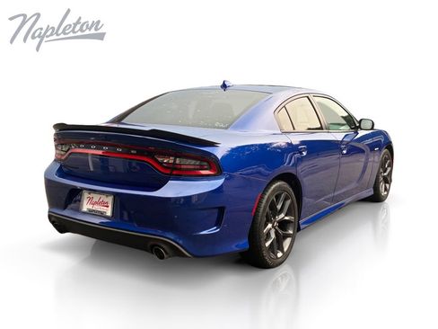 Used 2019 Dodge Charger R/T w/ Plus Group RWD image 5