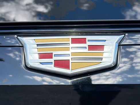 Used 2022 Cadillac Escalade Sport Platinum w/ Heavy-Duty Trailer Package AWD/4WD image 11