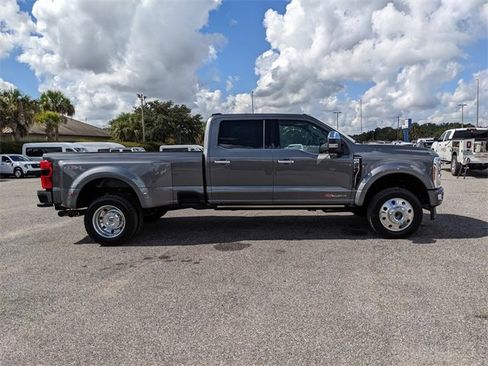 Used 2026 Ford F450 Platinum w/ Platinum Plus Package image 3