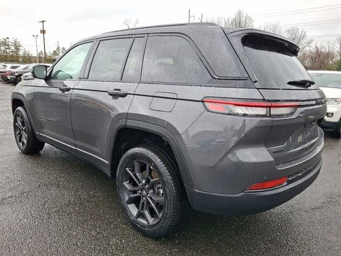 New 2025 Jeep Grand Cherokee Limited image 4