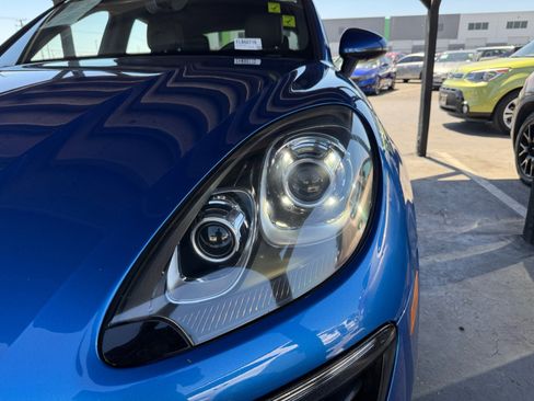 Used 2015 Porsche Macan S w/ Premium Package Plus AWD/4WD image 16