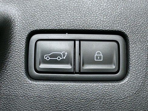 Used 2025 Hyundai Santa Fe SEL image 29