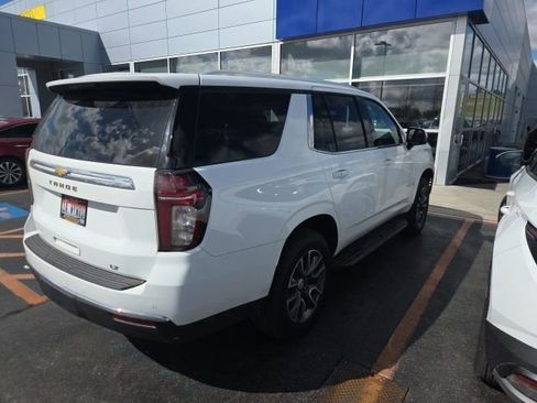 Used 2024 Chevrolet Tahoe LT w/ Luxury Package image 3