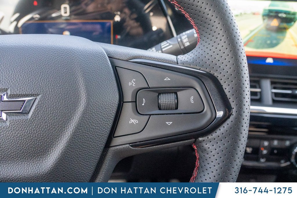 New 2026 Chevrolet Trax RS w/ Sunroof Package FWD image 12