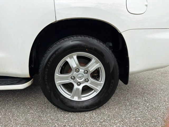 Used 2008 Toyota Sequoia Limited AWD/4WD image 33