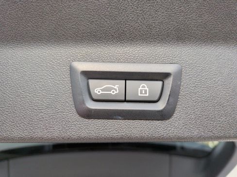 Used 2019 BMW X3 xDrive30i w/ Executive Package image 43