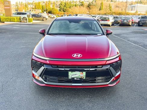 Certified 2025 Hyundai Sonata SE image 4