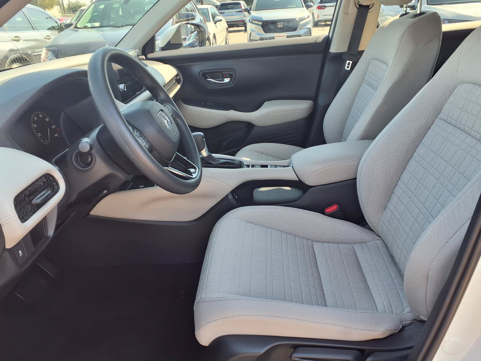 Certified 2027 Honda HR-V LX image 18