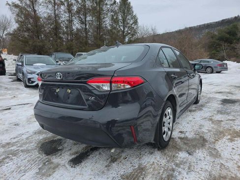 Used 2024 Toyota Corolla LE image 4
