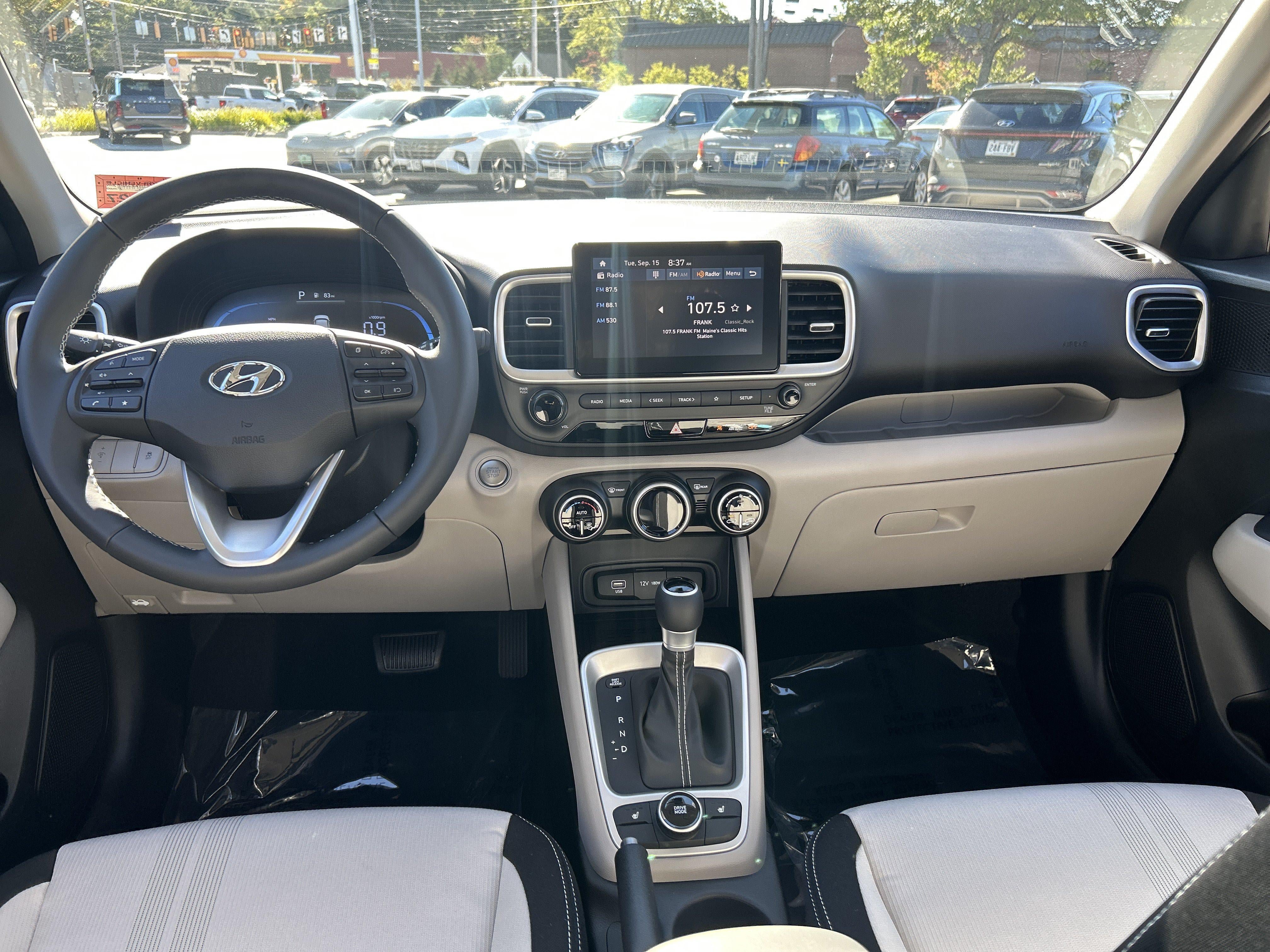 New 2026 Hyundai Venue SEL FWD image 45