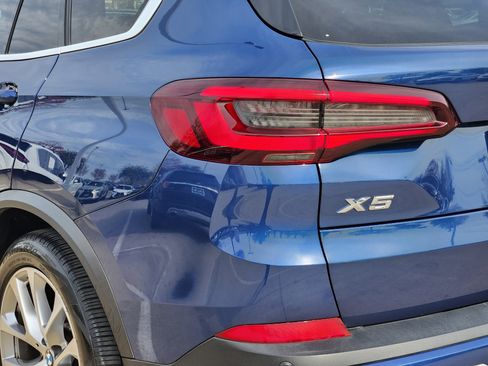 Used 2022 BMW X5 xDrive40i w/ Luxury Seating Package image 5