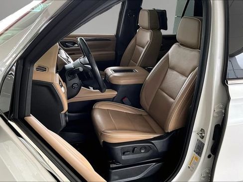 Used 2021 Chevrolet Tahoe Premier RWD image 18