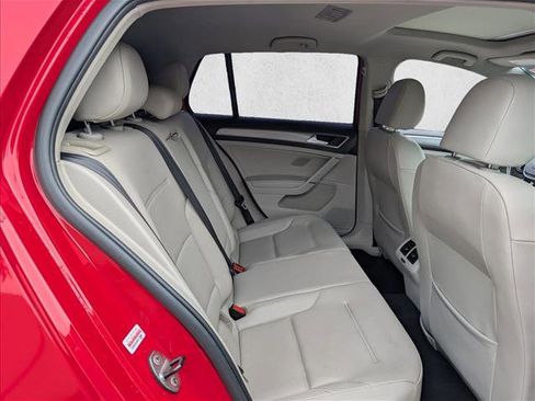 Used 2017 Volkswagen Golf Wolfsburg Edition image 16