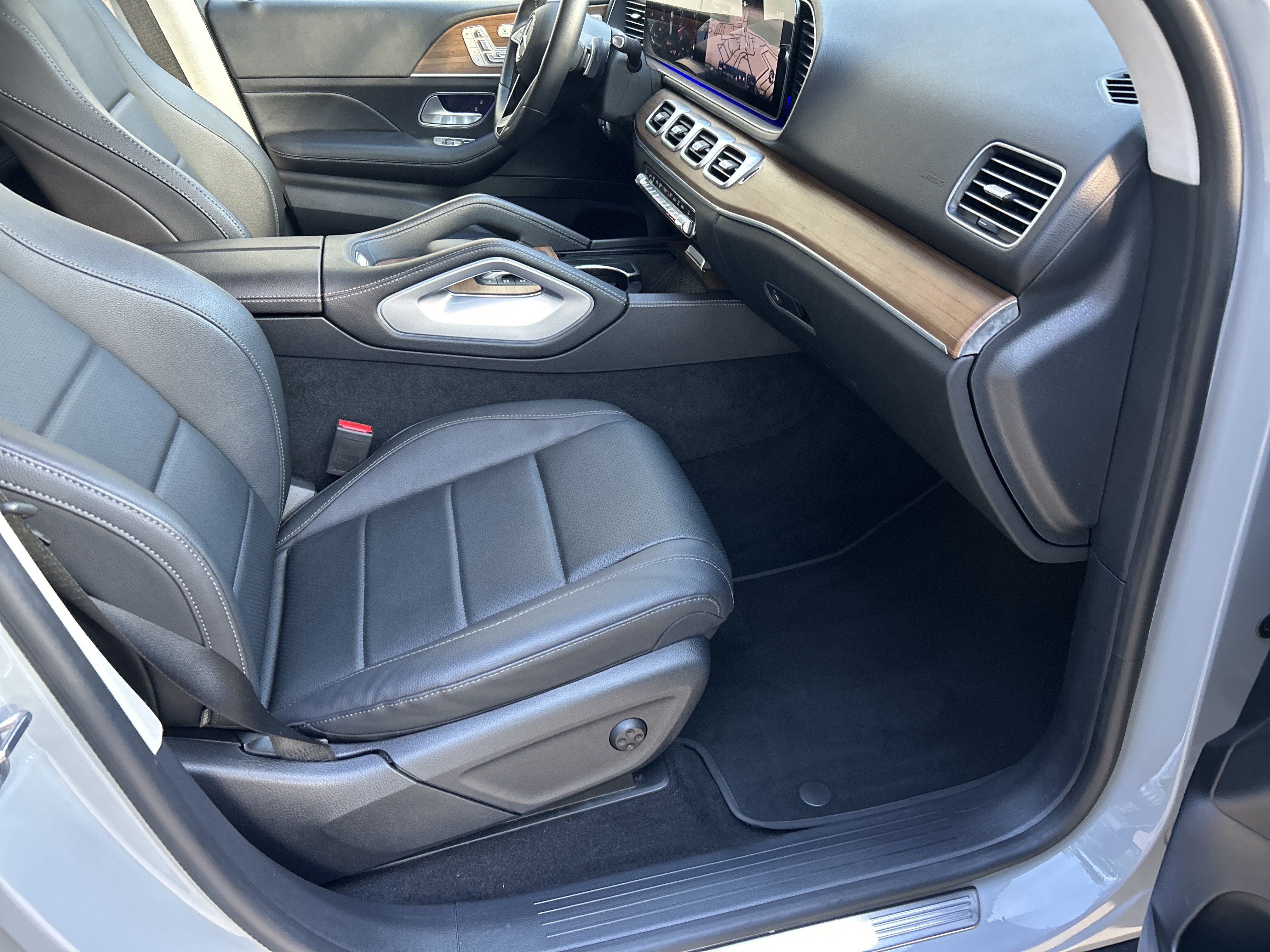 Certified 2024 Mercedes-Benz GLE 350 4MATIC image 48