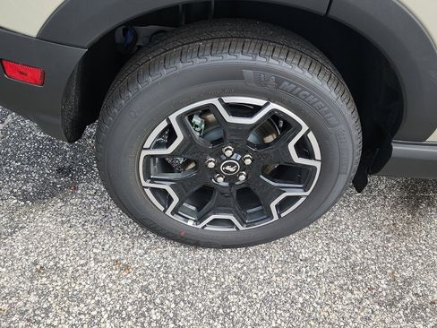 New 2025 Ford Bronco Sport Outer Banks w/ Outer Banks Tech Package+ image 5