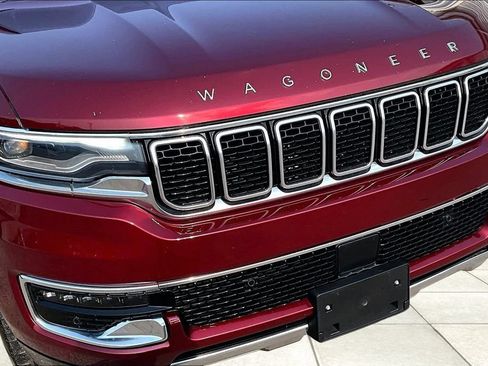 Used 2024 Jeep Wagoneer Series III AWD/4WD image 22