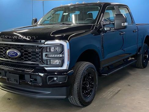 New 2026 Ford F250 XL w/ STX Appearance Package image 4