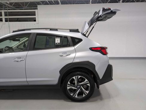 Used 2024 Subaru Crosstrek 2.0i Premium AWD/4WD image 11