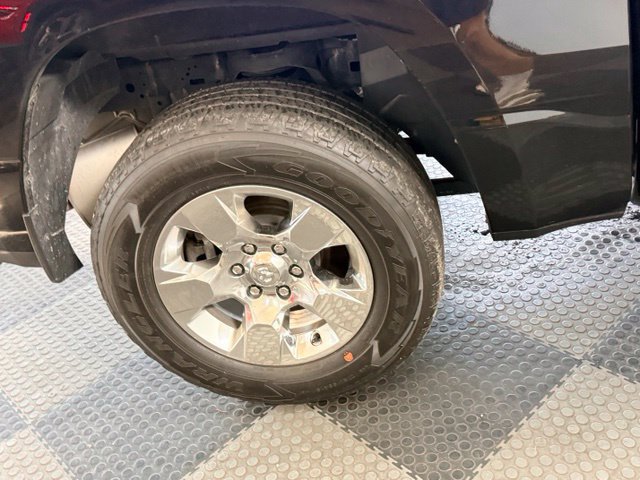 Used 2024 RAM 1500 Big Horn AWD/4WD image 16
