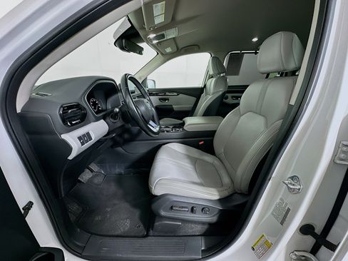 Used 2023 Honda Pilot EX-L image 13