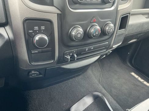 Used 2013 RAM 1500 Express AWD/4WD image 21