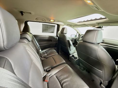 Used 2025 Honda Odyssey EX-L image 28