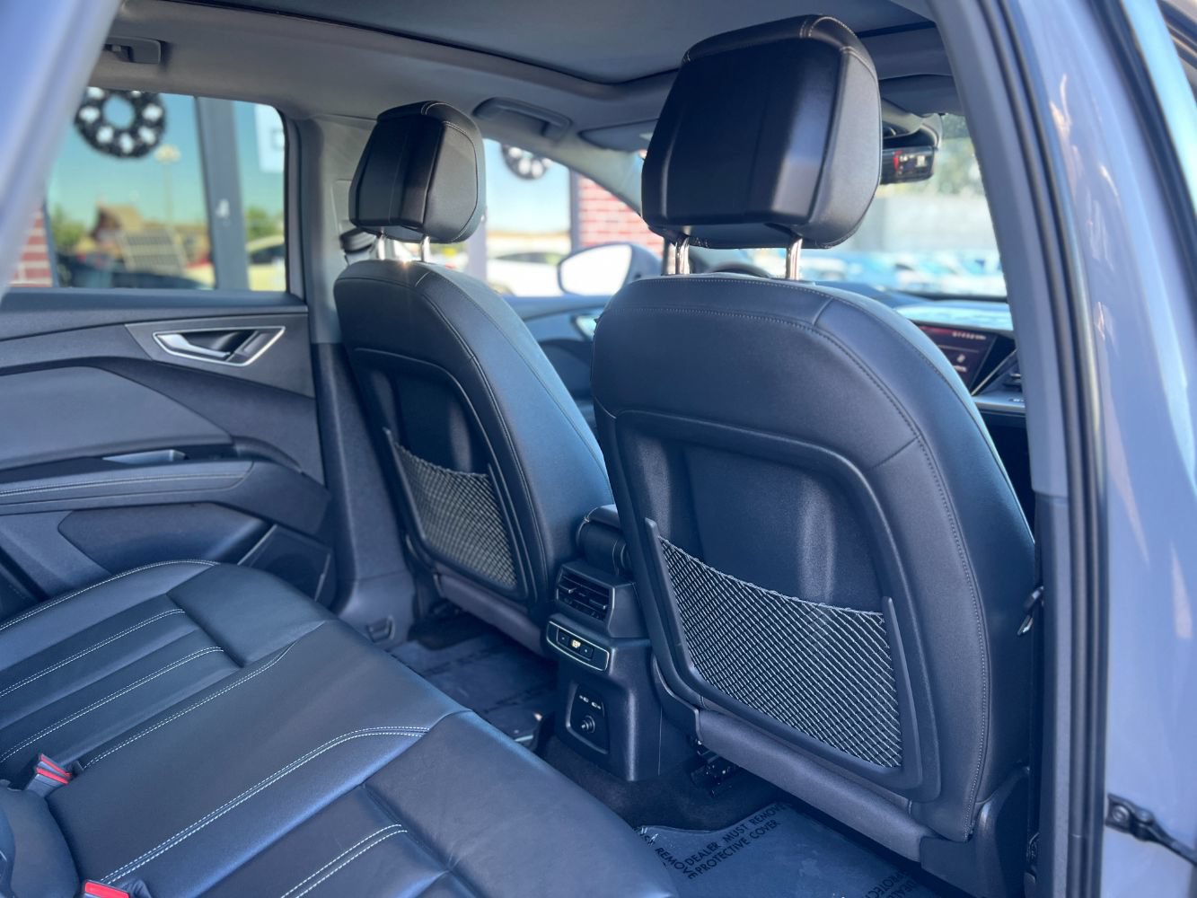 Used 2024 Audi Q4 e-tron Premium Plus w/ Premium Plus AWD/4WD image 29