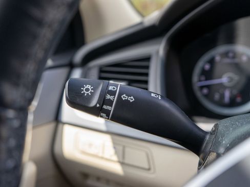 Used 2019 Hyundai Sonata SEL FWD image 25