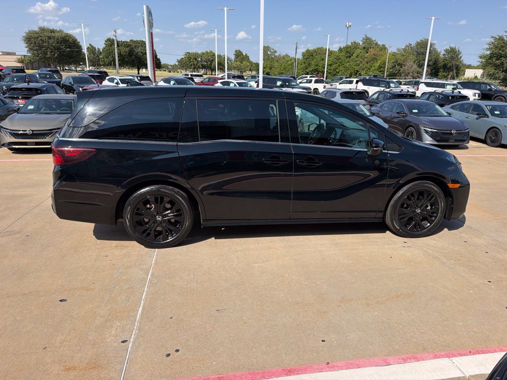 Used 2025 Honda Odyssey Sport-L image 6