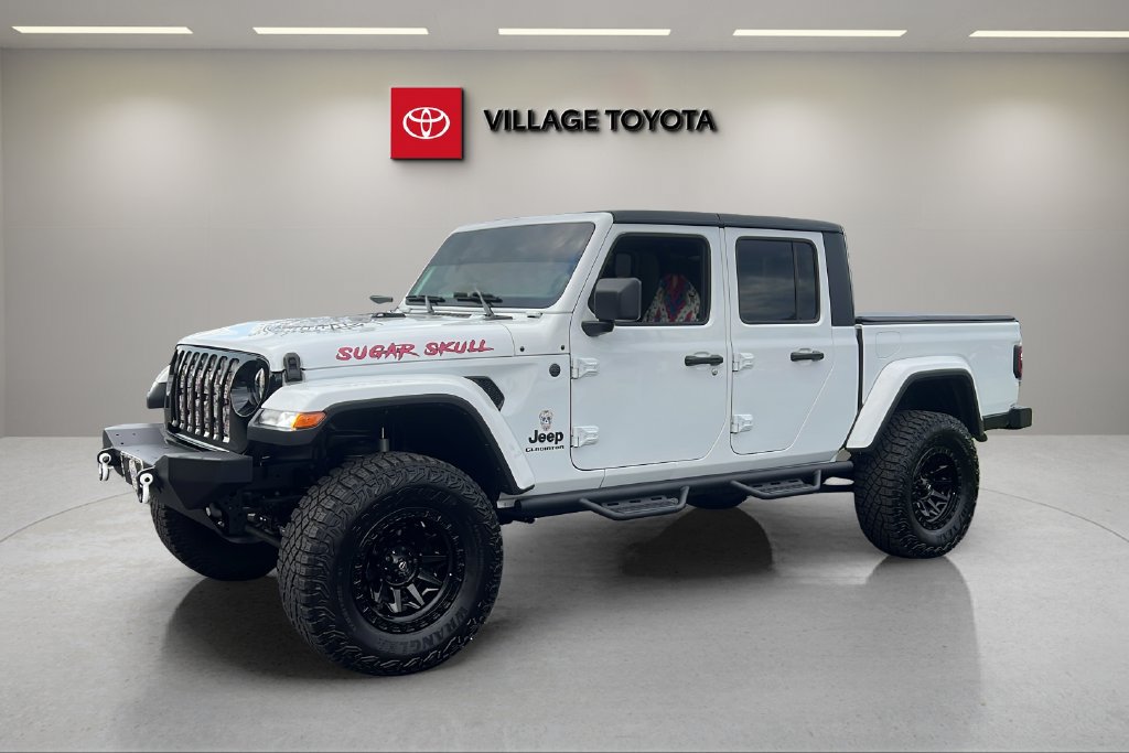 Used 2022 Jeep Gladiator Sport AWD/4WD image 1