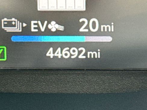 Used 2023 Toyota RAV4 XSE w/ Weather Package image 20