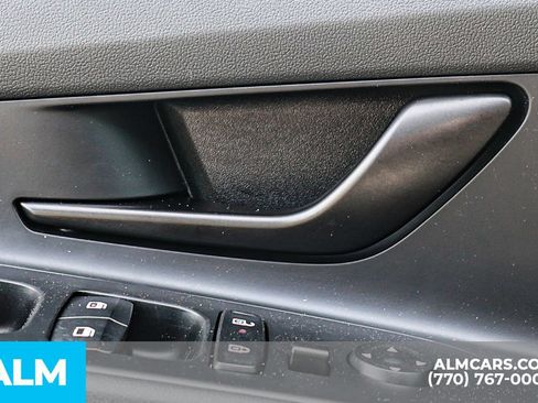 Used 2025 Hyundai Elantra Sport FWD image 46
