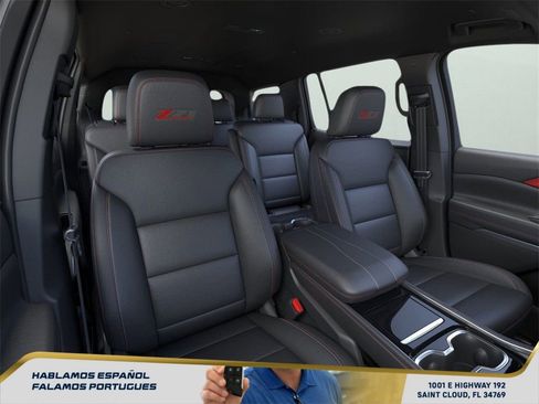 New 2026 Chevrolet Traverse Z71 w/ Enhanced Driving Package AWD/4WD image 10
