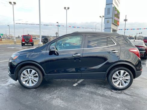 Used 2019 Buick Encore Preferred image 2