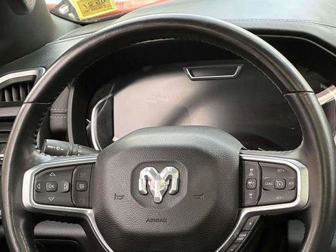 Used 2023 RAM 1500 Laramie AWD/4WD image 17