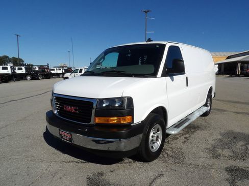 Used 2024 GMC Savana 2500 w/ Driver Convenience Package image 58