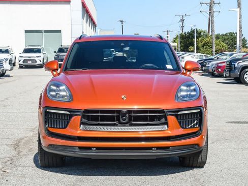 Used 2024 Porsche Macan S AWD/4WD image 2